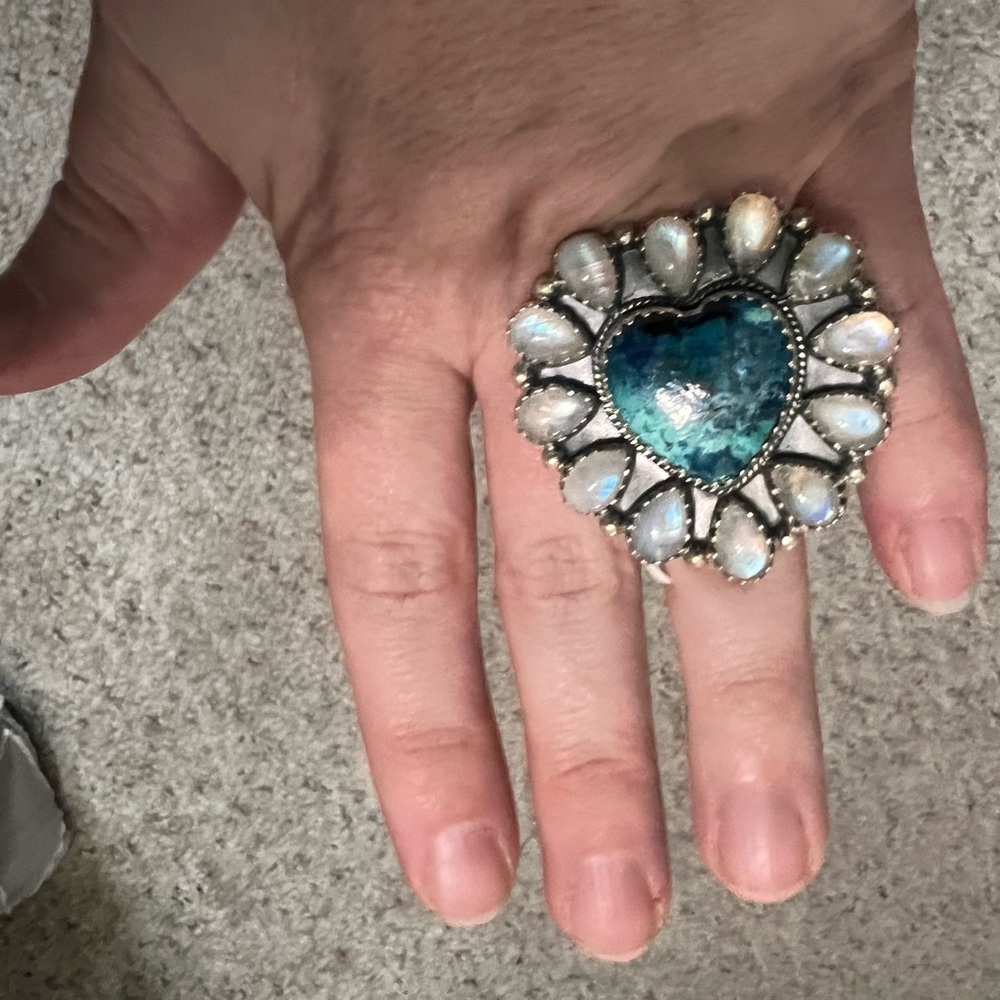 Sterling silver adjustable shattuckite heart cluster ring - Picture 2 of 4